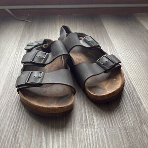 Vintage Birkenstocks size 41. Excellent condition! Hardly worn!